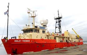 El buque Ridley Thomas realizó los estudios de los fondos oceánicos para instalar el cable