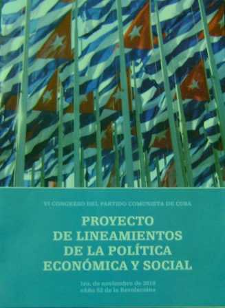 Portada del folleto con el "Proyecto de lineamientos de la política económica y social" que será sometido a un amplio debate popular