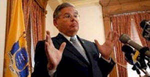 Senador Bob Menéndez, financiado por los mismos que pagaron las bombas en Cuba