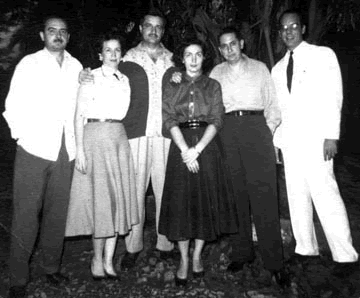 En la foto, del Grupo Orígenes: Eliseo Diego, Bella García Marruz, Fina García Marruz, Cintio Vitier y Agustín Pi.