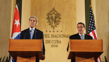 John Kerry y Bruno Rodríguez en conferencia de prensa en La Habana