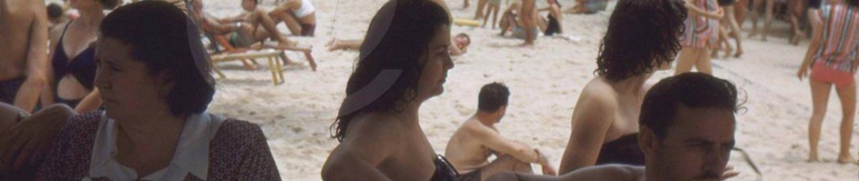 Playa en Cuba años cinuenta del siglo XX, exclusiva para blancos.